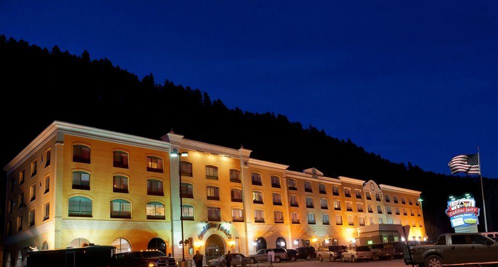 Hotel Doubletree By Hilton Deadwood At Cadillac Jack'S Esterno foto